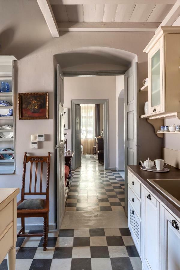 Dellagracia Mansion In Poseidonia Syros Villa Posidhonia  Bagian luar foto
