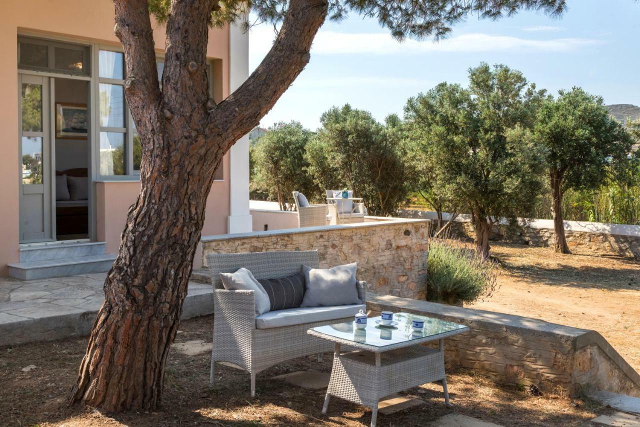 Dellagracia Mansion In Poseidonia Syros Villa Posidhonia  Bagian luar foto